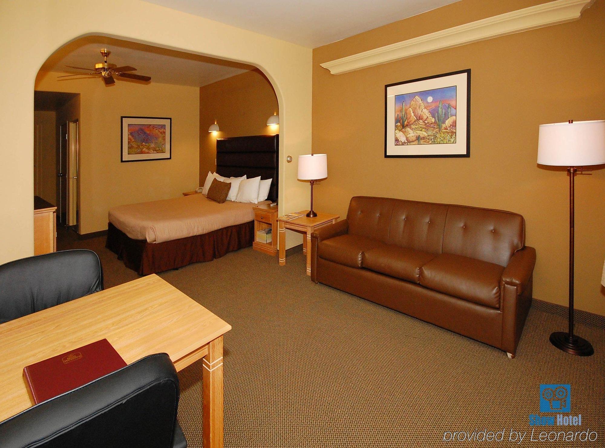 Quality Inn & Suites Phoenix Nw - Sun City Youngtown Quarto foto